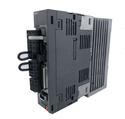 Industrial Automation Mitsubishi Servo Amplifier MR-J4-100A-PT070 1kW for CNC Machine Robot